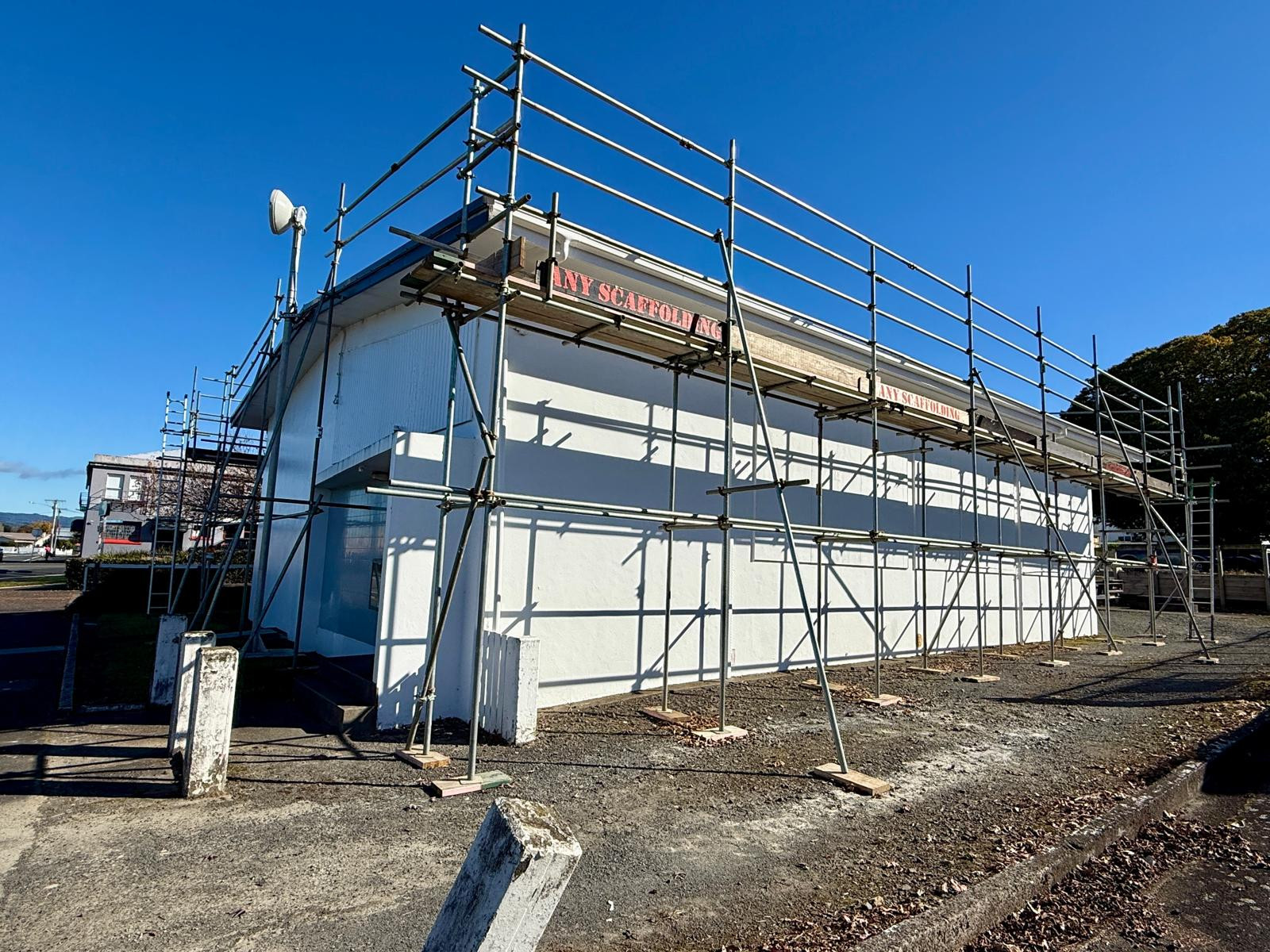 Scaffolding Platform & Roof Edge Protection